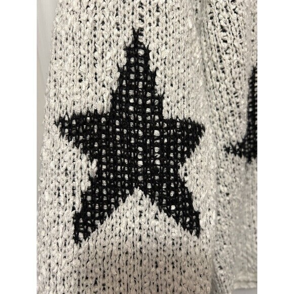 Altar'd State Women's Sweater Small/Medium White Black Stars Crew Neck Pullover - Picture 11 of 16